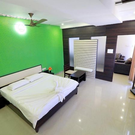 Hotel Ambai Grand Ambasamudram Exterior foto